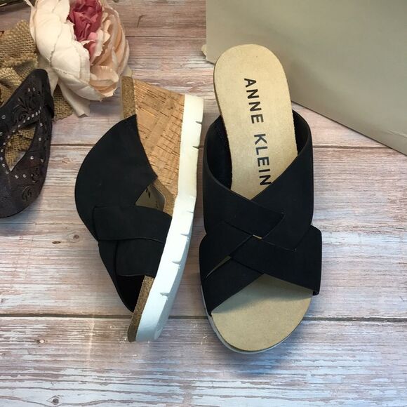 Anne Klein Women's Lexy Wedge Slip On Sandal 6 - Picture 3 of 7